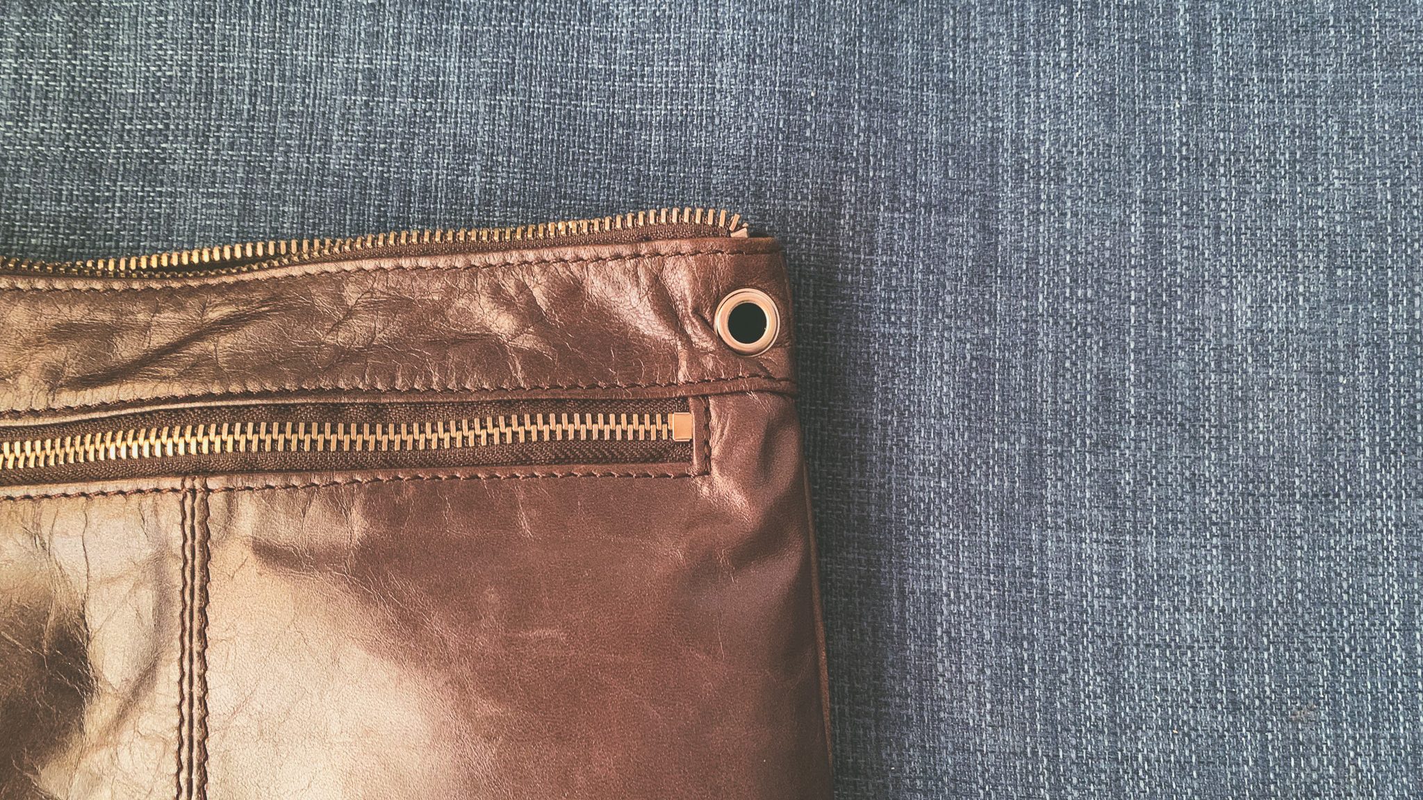 Replace the Grommet/Eyelet on a Bag